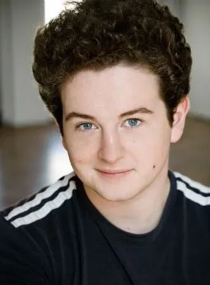 Adam Hendershott - Ator, 6 de junho de 1983