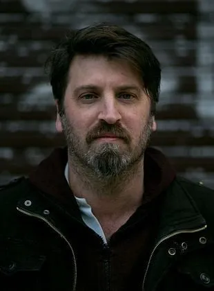 Adrian Biniez - Roteirista, Diretor, Ator, 28 de agosto de 1974