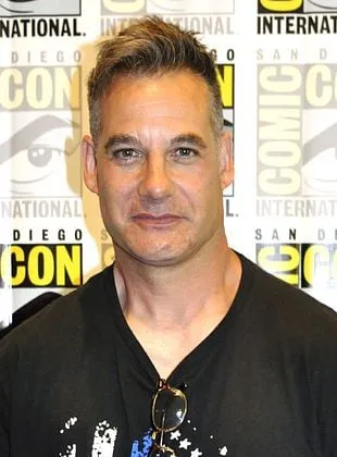 Adrian Pasdar - Ator, Roteirista, 30 de abril de 1965