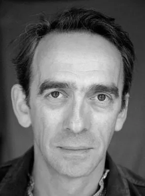 Adrian Schiller - Ator, 21 de fevereiro de 1964, 3 de abril de 2024