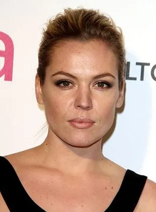 Agnes Bruckner - Atriz, 16 de agosto de 1985
