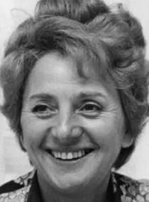 Aida Young - 14 de agosto de 1920, 12 de agosto de 2007