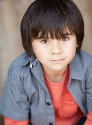 Aiden Lewandowski - Ator, 14 de março de 2005