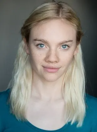 Áine Rose Daly - Atriz, 12 de setembro de 1994