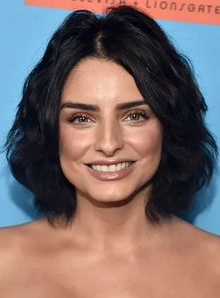 Aislinn Derbez - Atriz, 18 de março de 1986