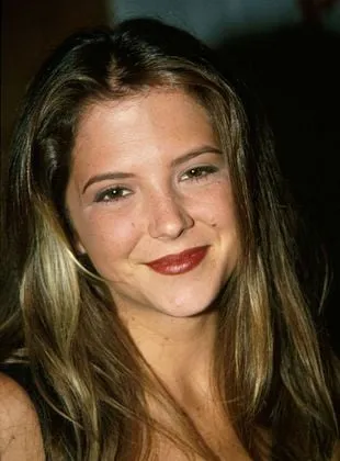 A.J. Langer - Atriz, 22 de maio de 1974