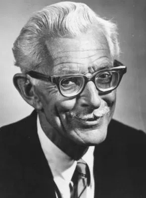 Alan Napier - Ator, 7 de janeiro de 1903, 8 de agosto de 1988