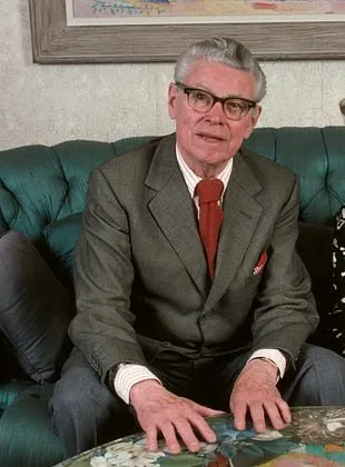 Albert Hackett - Roteirista, 16 de fevereiro de 1900, 16 de março de 1995