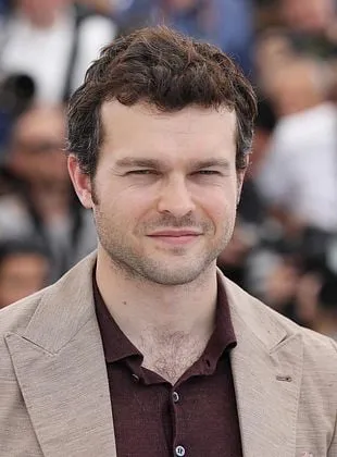 Alden Ehrenreich - Ator, 22 de novembro de 1989