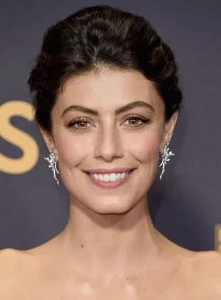 Alessandra Mastronardi - Atriz, 18 de fevereiro de 1986
