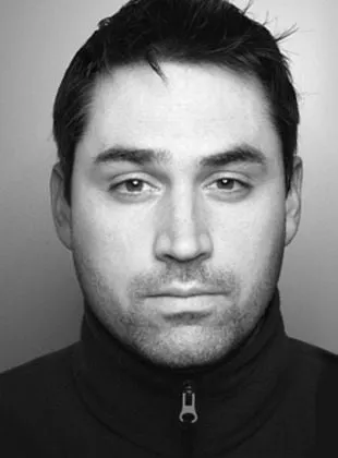 Alex Garland - Roteirista, Diretor, Produtor Executivo, 26 de maio de 1970