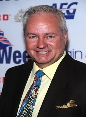 Alex Hyde-White - Ator, 30 de janeiro de 1959