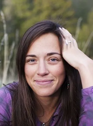 Alexandria Bombach - 14 de fevereiro de 1985