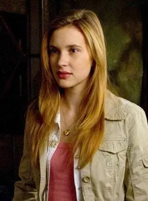Alexia Fast - Atriz, 12 de setembro de 1992