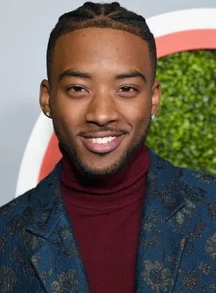 Algee Smith - Ator, 7 de novembro de 1994