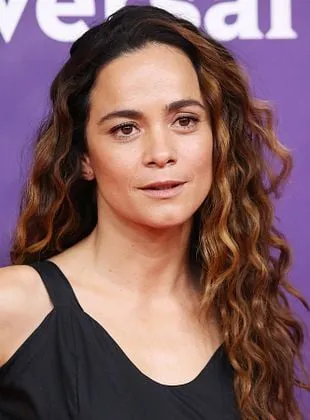 Alice Braga - Atriz, Produtora, Produtor Executivo, 15 de abril de 1983