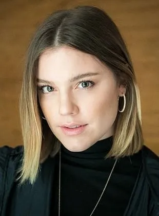 Alice Wegmann - Atriz, 3 de novembro de 1995