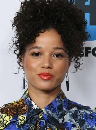 Alisha Wainwright - Atriz, 14 de julho de 1989