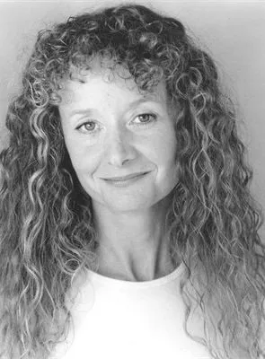 Alison Routledge - 29 de abril de 1960