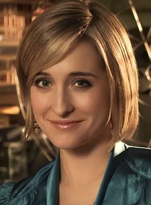 Allison Mack - Atriz, Diretora, 29 de julho de 1982