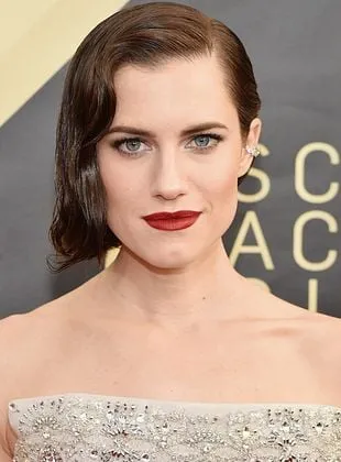 Allison Williams - Atriz, Produtor Executivo, Produtora, 13 de abril de 1988