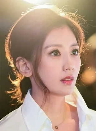 Alyssa Chia - 7 de outubro de 1974