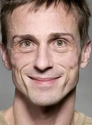 André Hennicke - Ator, Produtor, 21 de setembro de 1958