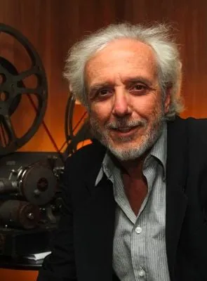 André Luiz Oliveira - Diretor, Roteirista, Ator, 4 de fevereiro de 1948