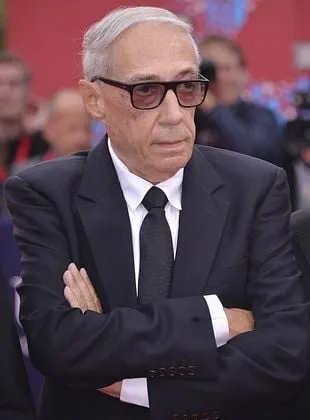 André Téchiné - Diretor, Roteirista, Ator, 13 de março de 1943