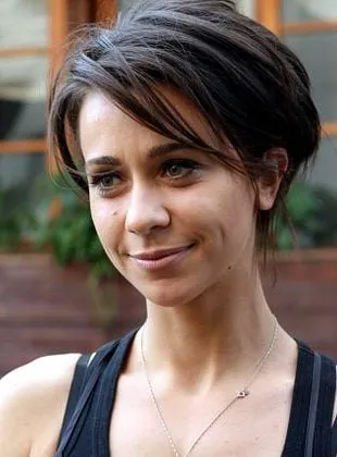 Andreea Vasile - Atriz, 29 de fevereiro de 1988