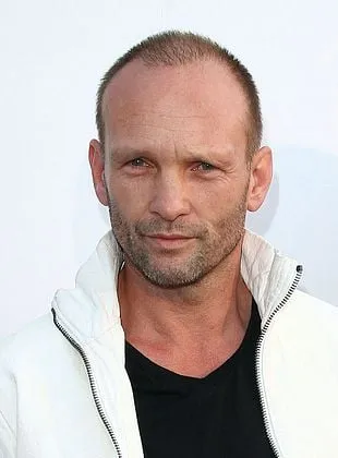 Andrew Howard - Ator, Produtor Executivo, 3 de setembro de 1969