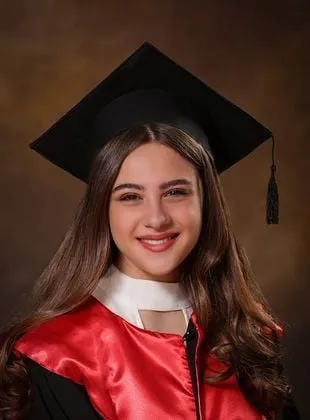 Andria Tayeh - 9 de maio de 2001