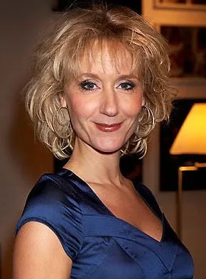 Anette Stovelbaek - Atriz, 27 de julho de 1967