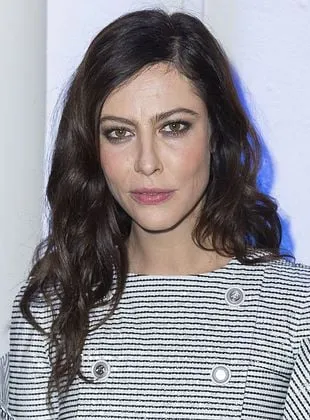 Anna Mouglalis - Atriz, 26 de abril de 1978