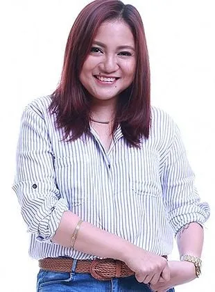 Antoinette Jadaone - 21 de abril de 1984