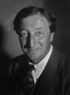 A.P. Herbert - 24 de setembro de 1890, 11 de novembro de 1971