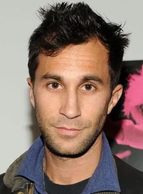 Ariel Schulman - Diretor, Ator, Produtor Executivo, 2 de outubro de 1981