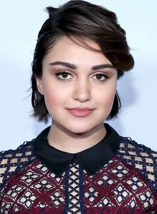 Ariela Barer - Atriz, Produtora, Autor, 14 de outubro de 1998
