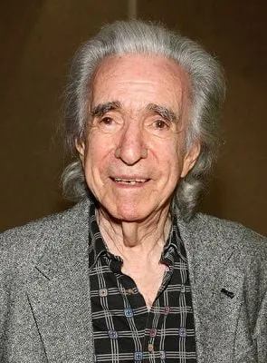 Arthur Hiller - Diretor, Produtor, Ator, 22 de novembro de 1923, 17 de agosto de 2016