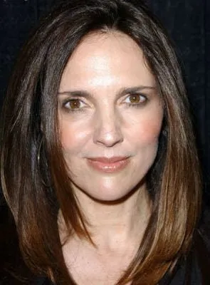 Ashley Laurence - Atriz, 28 de maio de 1966