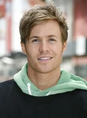 Ashley Parker Angel - 1 de agosto de 1981