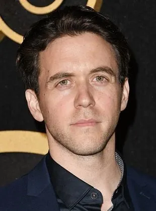 Ashley Zukerman - Ator, 30 de dezembro de 1983