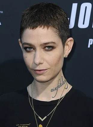 Asia Kate Dillon - Ator, 15 de novembro de 1984