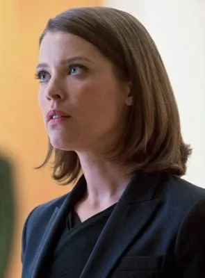 Audrey Marie Anderson - Atriz, 7 de março de 1975