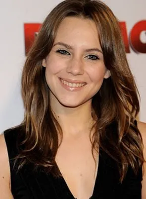 Aura Garrido - Atriz, 29 de maio de 1989