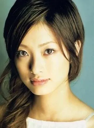 Aya Ueto - 14 de setembro de 1985