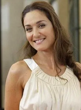 Başak Köklükaya - 19 de abril de 1974