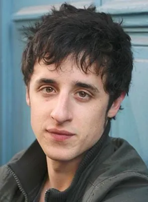 Bastien Ughetto - Ator, Diretor, Roteirista, 14 de fevereiro de 1989