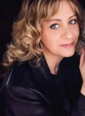 Belinda Metz - 4 de janeiro de 1960