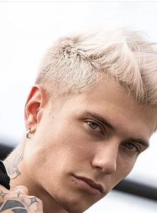 Benjamin Mascolo - 20 de junho de 1993